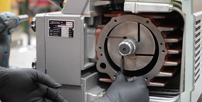 vacuum pump carbon vanes.jpg