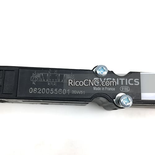 0820055601 Aventics Pneumatic Directional Valve.jpg