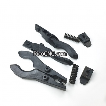 First Round BT40 tool forks for HDW Bucket Type CNC Tool Magazine